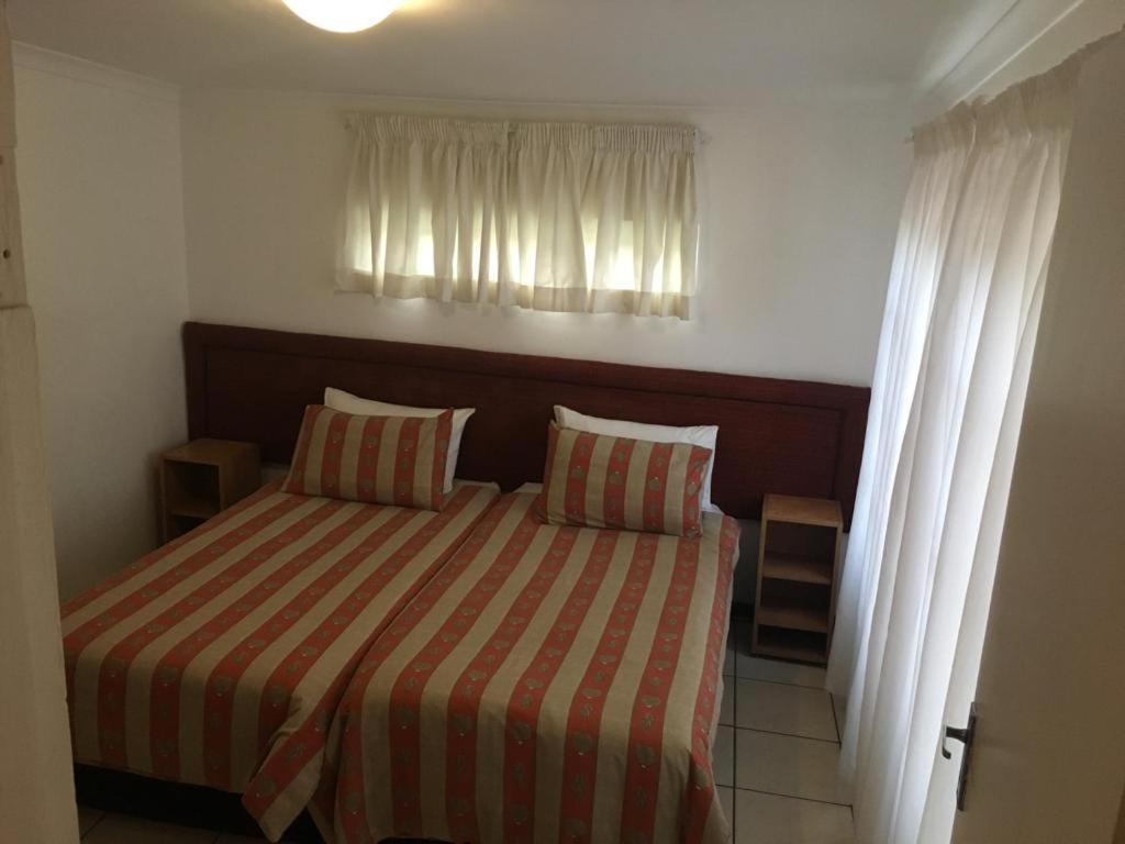 The Crescent Guesthouses - Bnb/Self Catering Durban Zewnętrze zdjęcie